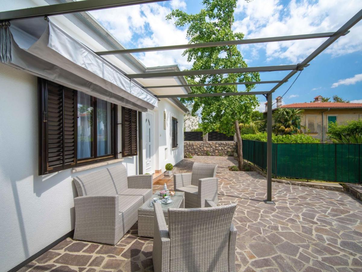 Holiday Home Erminia Lovran Exterior foto